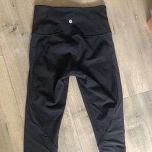 Lululemon crops